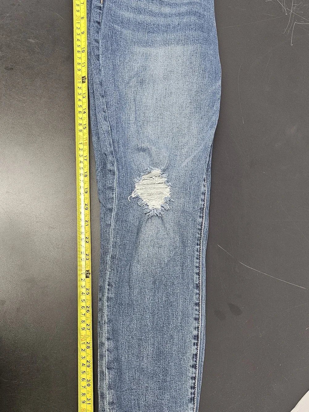 KUT from the Kloth Men's Light Blue Slim Jeans